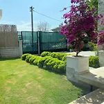 Kalinda Your Private Sheltered Luxury With Pool Minutes Away From Airport Villa
