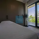 Kalinda Your Private Sheltered Luxury With Pool Minutes Away From Airport Villa