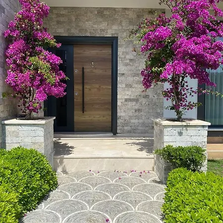 Kalinda Close To Airport *