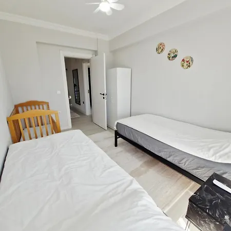 Vila Kalinda Your Private Sheltered Luxury With Pool Minutes Away From Airport *