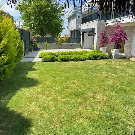 Villa Kalinda Your Private Sheltered Luxury With Pool Minutes Away From Airport